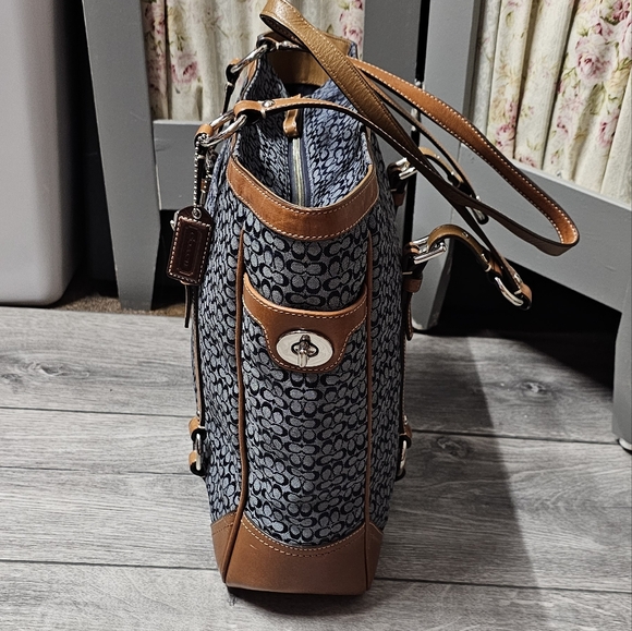 Coach Bags F11527 Navy Signature Jacquard Tote Vintage - Picture 5 of 12